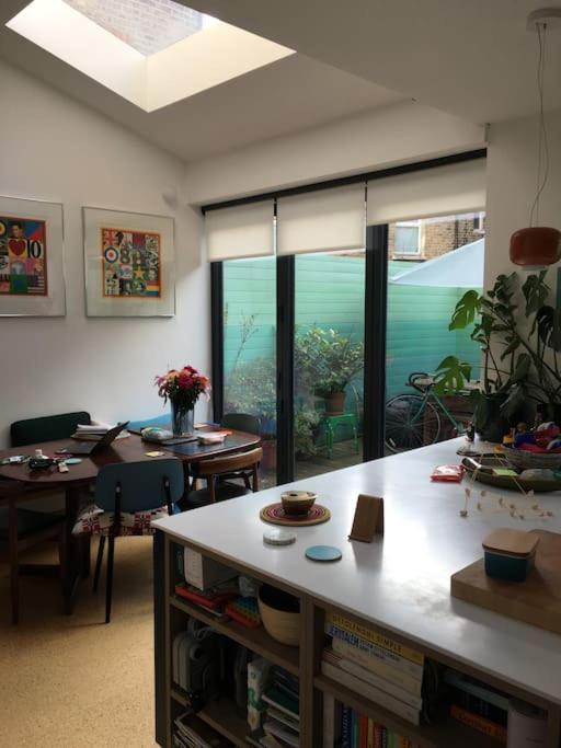 Clapham, 4 Bedroom Family House Casa vacanze Londra