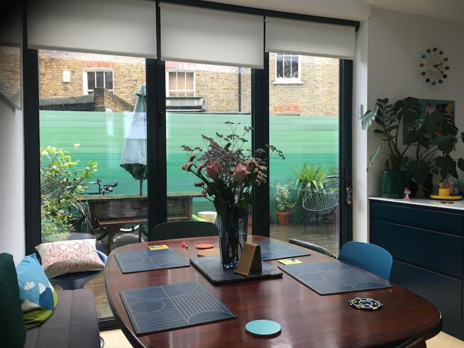 Clapham, 4 Bedroom Family House Casa vacanze Londra