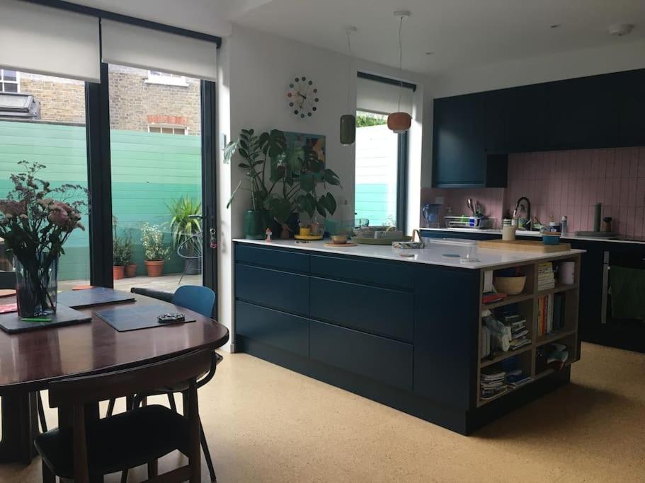 Clapham, 4 Bedroom Family House Casa vacanze Londra
