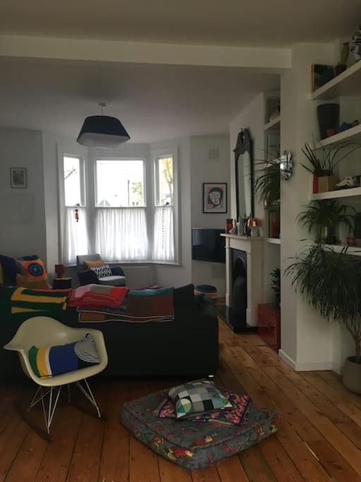 Casa vacanze Clapham, 4 Bedroom Family House Londra