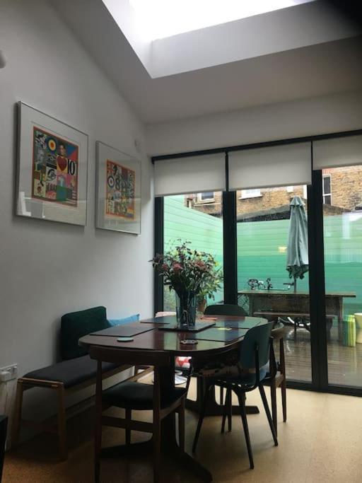 Clapham, 4 Bedroom Family House Casa vacanze